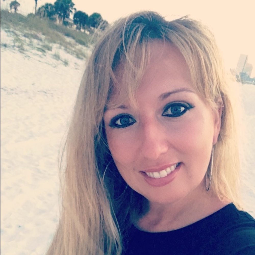 Meet your Posher, Sabrina